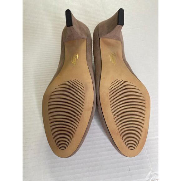 Trotters Signature NWOB Penelope Womens Tan Suede 2 1/4" Heel Shoe Size 10 1/2W - Picture 4 of 7